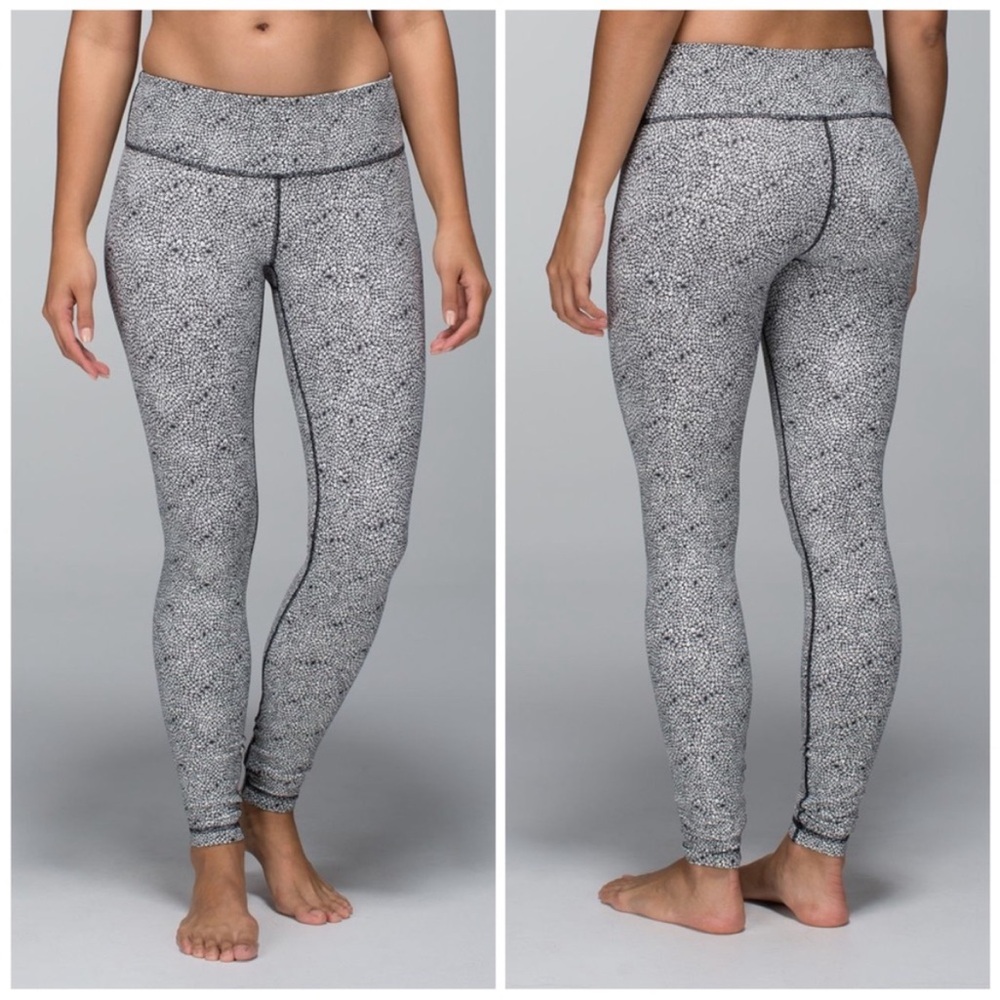 Lululemon Wunder Under Pant in Plush Petal Deep Coal Ghost Size 6